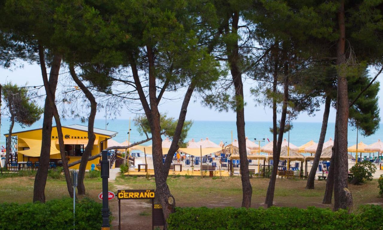 Hotel Cerrano Silvi Marina Esterno foto